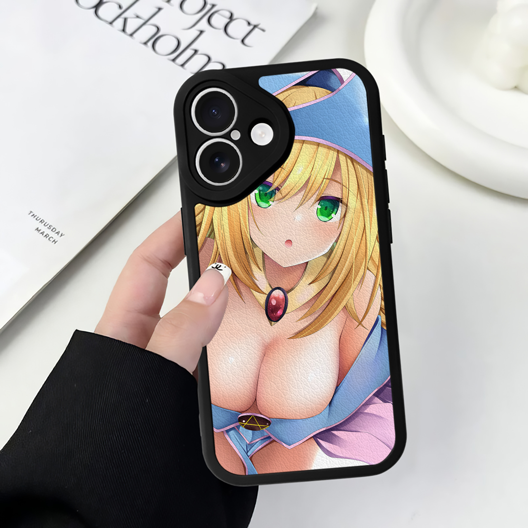 （画像用） 遊☆戯☆王 Yu-Gi-Oh! 【iPhone 16シリーズ対応】シリコンスマホケース（レザー調） 材質：シリコン